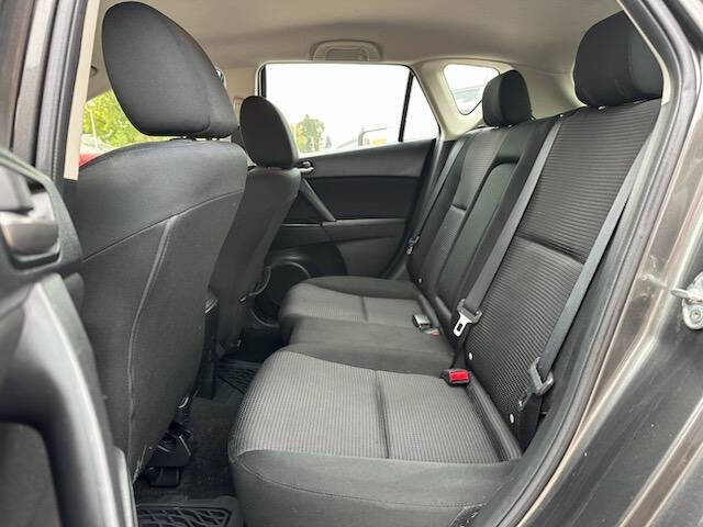 2013 Mazda MAZDA3 i Touring