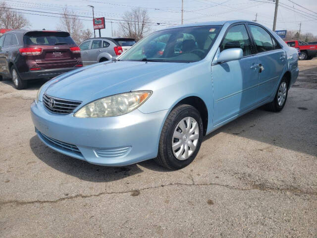 2005 Toyota Camry Standard's photo