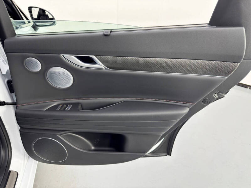 2025 Genesis G80 3.5T Sport Prestige