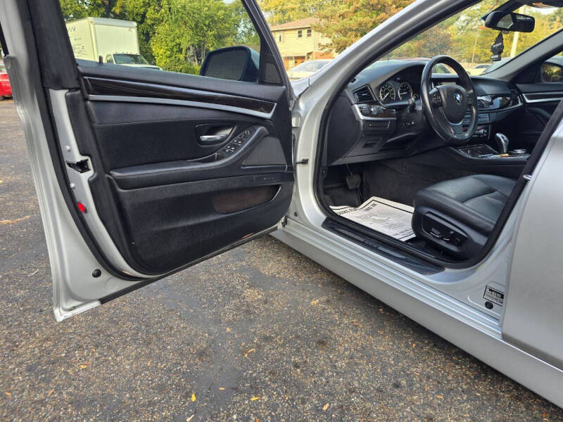 2016 BMW 5 Series 528i xDrive