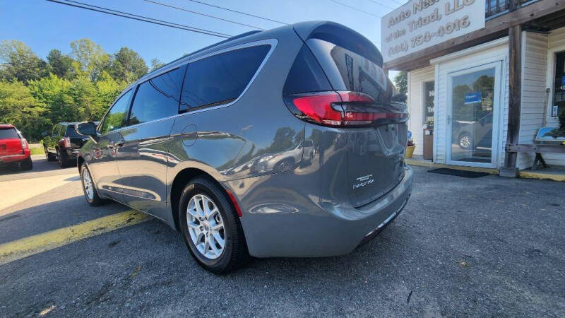 2022 Chrysler Pacifica Touring L