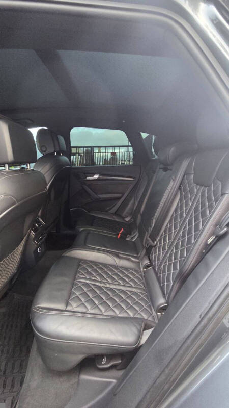 2018 Audi SQ5 3.0T quattro Premium Plus