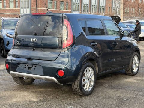 2017 Kia Soul +