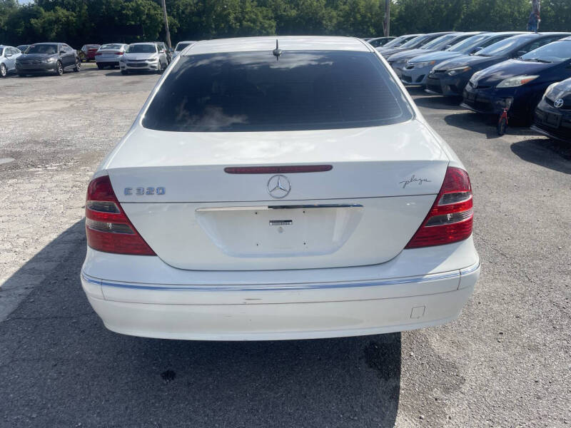 2005 Mercedes-Benz E-Class E 320