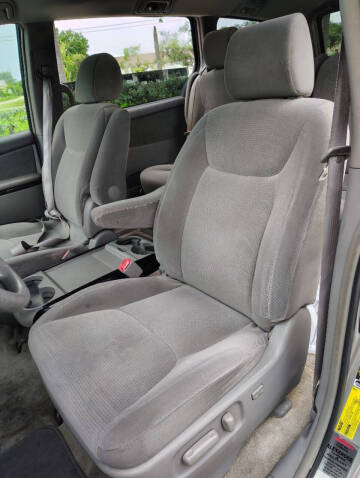 2005 Toyota Sienna