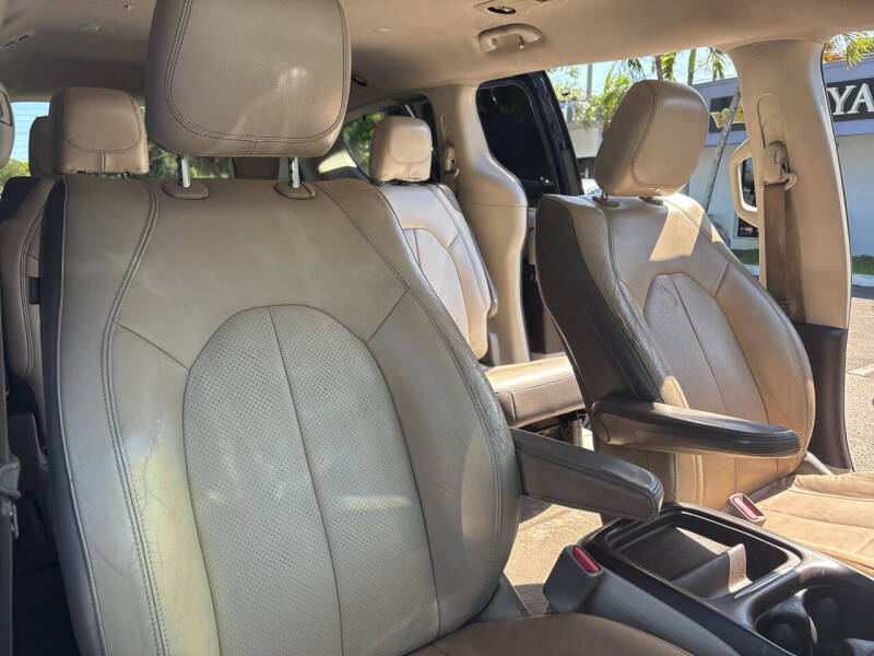 2018 Chrysler Pacifica Touring L