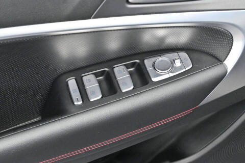 2025 Genesis G70