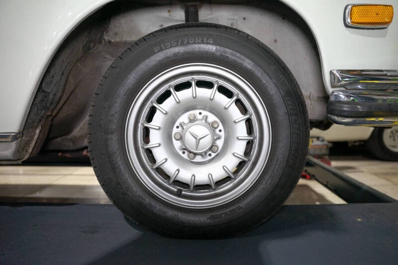 1972 Mercedes-Benz 280-Class