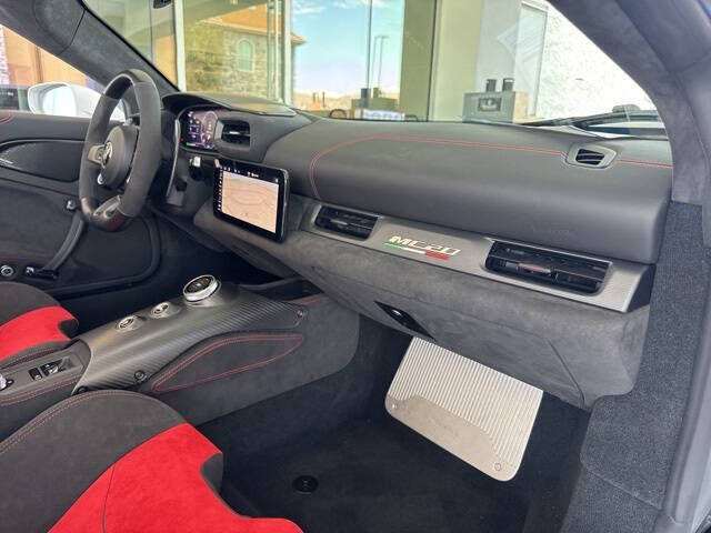 2023 Maserati MC20 Cielo