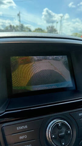 2015 Nissan Pathfinder SV