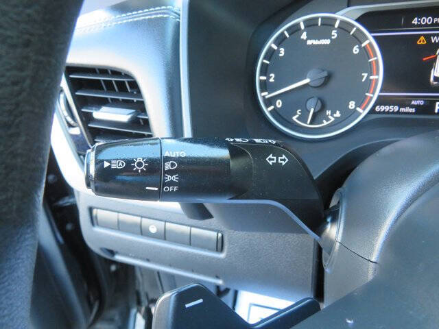 2021 Nissan Rogue SV