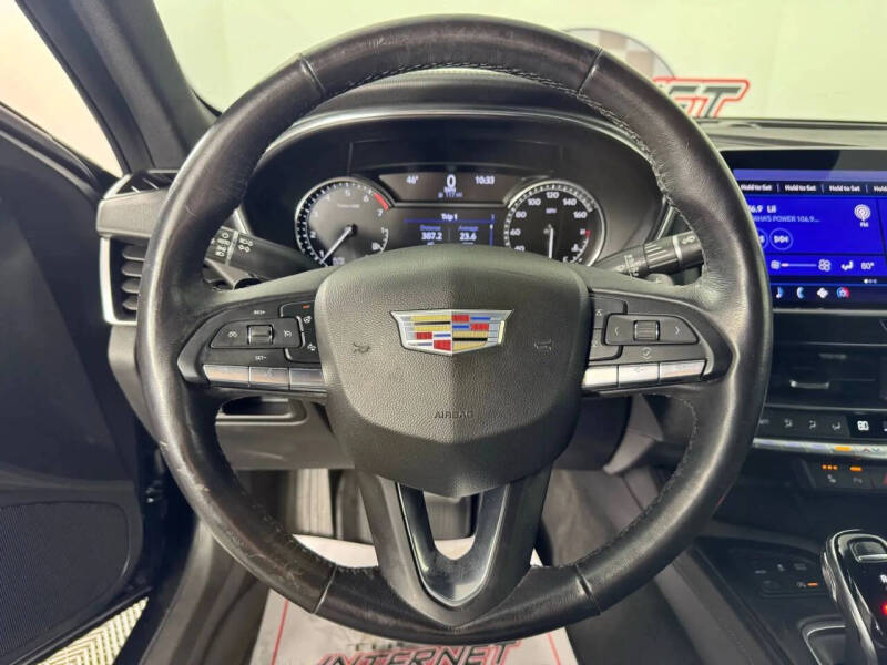 2022 Cadillac CT5 Luxury