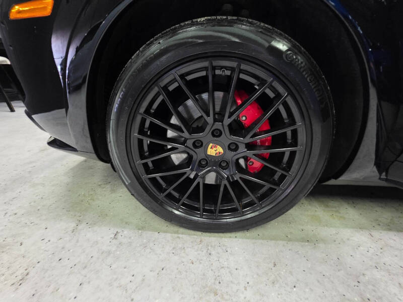 2021 Porsche Cayenne GTS