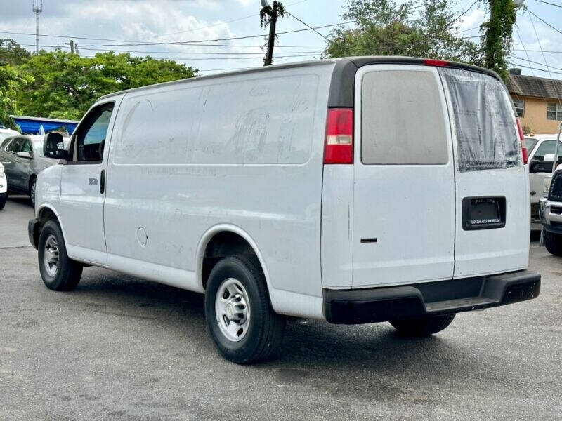 2011 Chevrolet Express  - $18,995