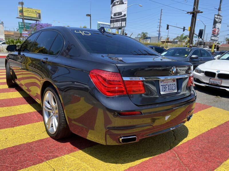 2011 BMW 7 Series 750Li