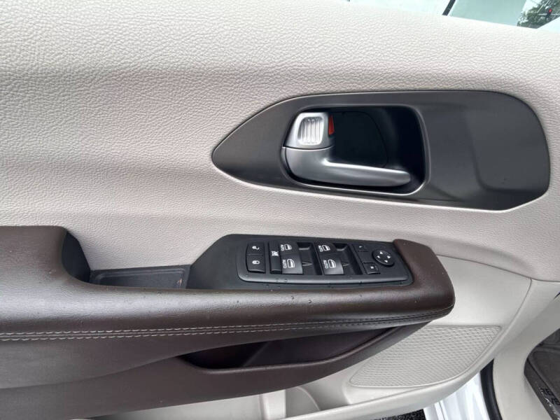 2018 Chrysler Pacifica Touring L Plus