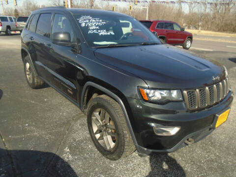 2016 Jeep Grand Cherokee for sale at River City Auto Sales in Cottage Hills IL