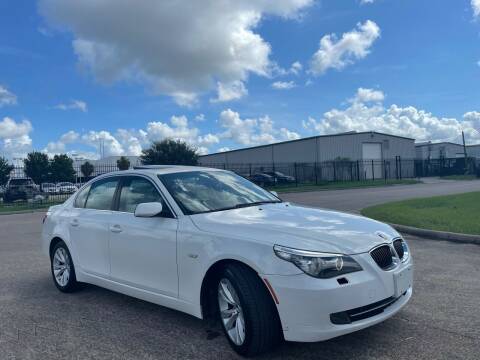 2009 BMW 5 Series for sale at TWIN CITY MOTORS in Houston TX