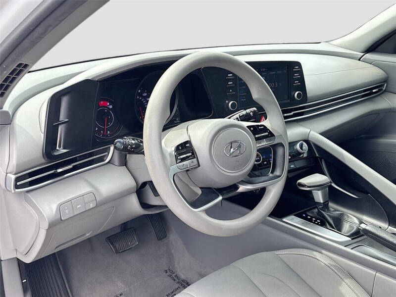 2022 Hyundai Elantra