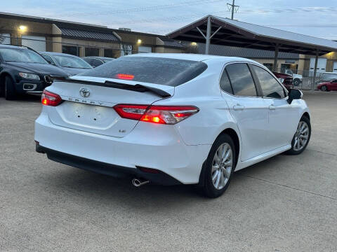 2018 Toyota Camry LE