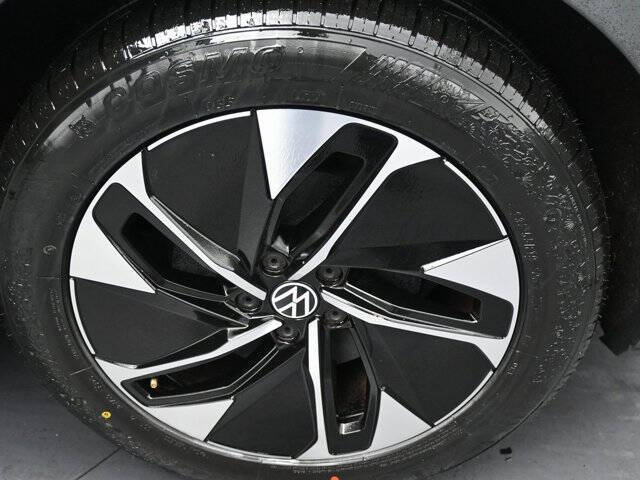 2022 Volkswagen ID.4 Pro