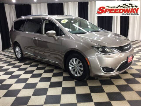 2017 Chrysler Pacifica for sale at SPEEDWAY AUTO MALL INC in Machesney Park IL