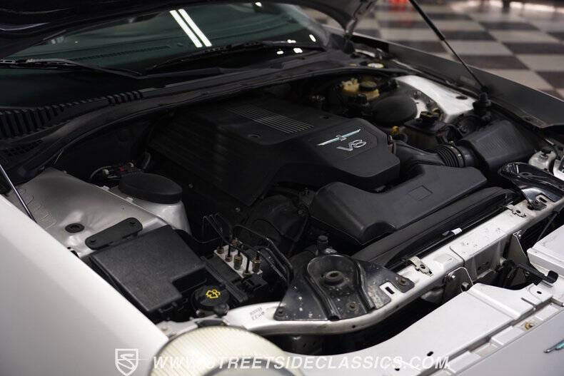 2004 Ford Thunderbird Deluxe