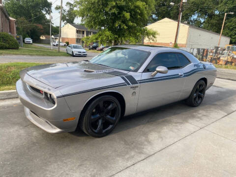 2013 Dodge Challenger R/T Plus