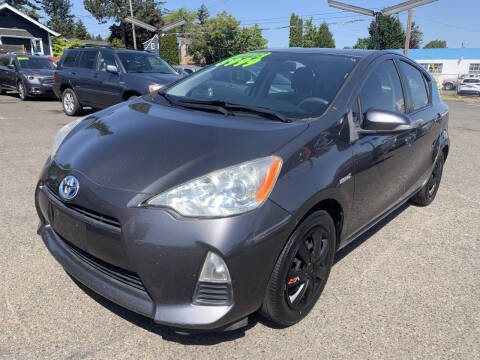 2014 Toyota Prius c Four