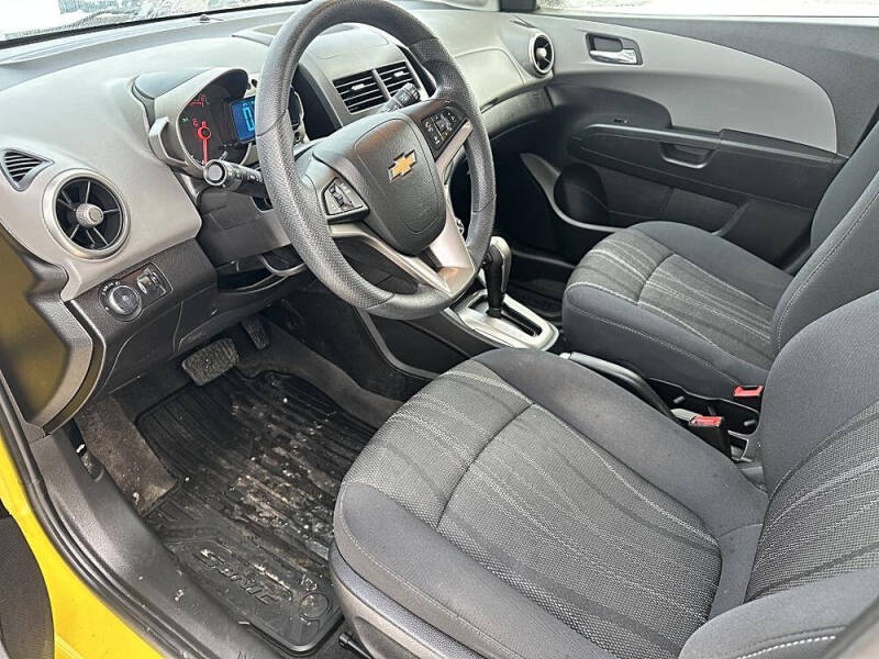 2016 Chevrolet Sonic LT Auto