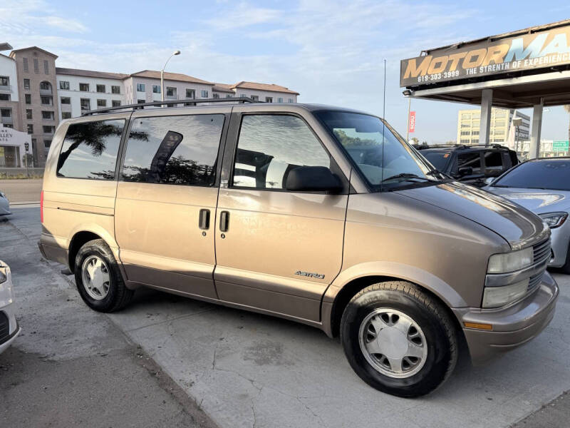 2001 Chevrolet Astro LS