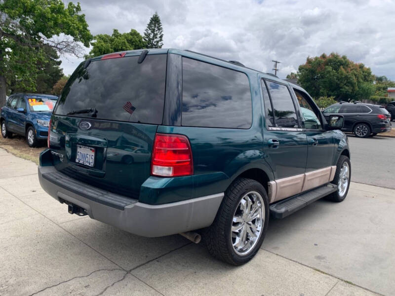2003 Ford Expedition XLT