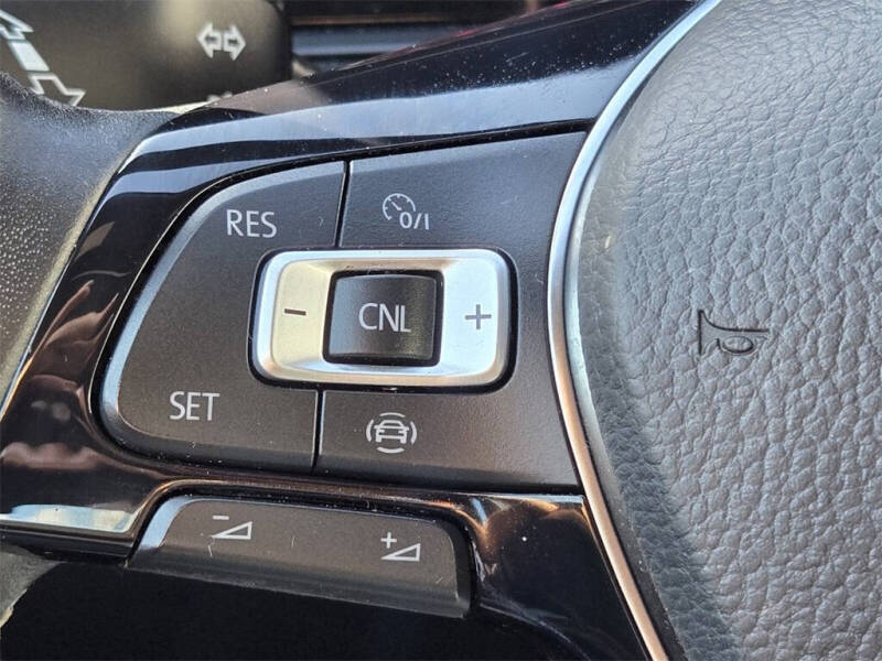 2020 Volkswagen Jetta R-Line