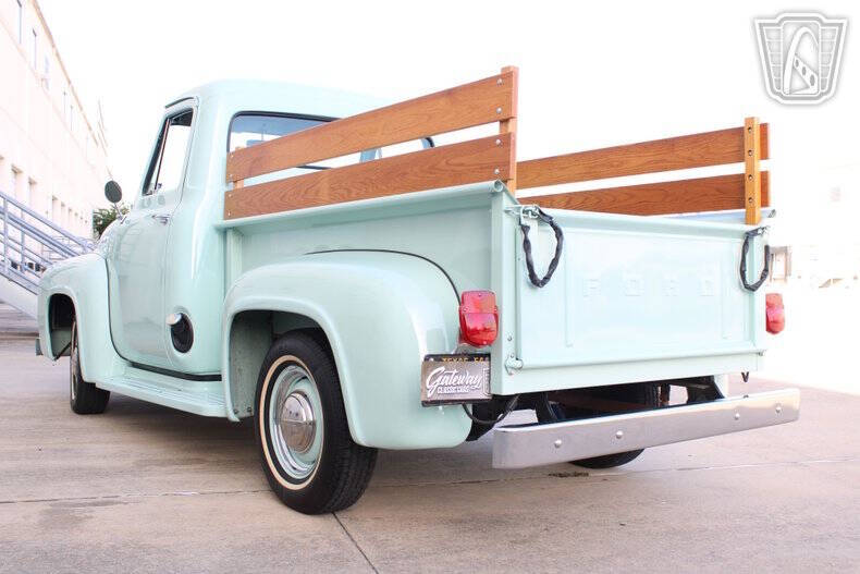 1954 Ford F-100