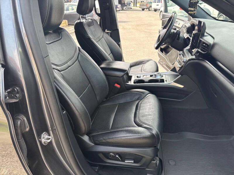 2020 Ford Explorer ST