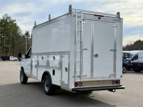 2026 Ford E-Series E-350 SD