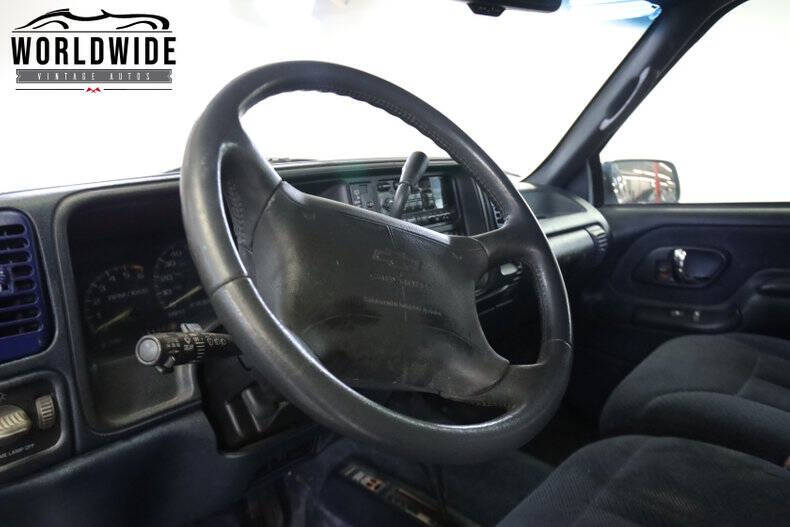 1996 Chevrolet Suburban K2500