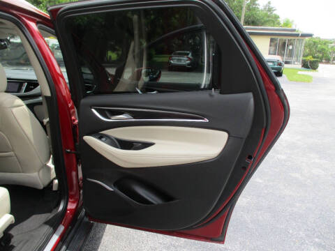 2020 Buick Enclave Essence