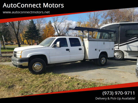 2007 Chevrolet Silverado 3500 Classic for sale at AutoConnect Motors in Kenvil NJ