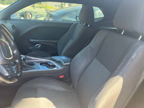2016 Dodge Challenger SXT