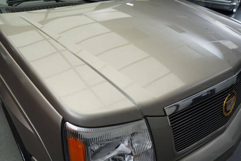 2002 Cadillac Escalade