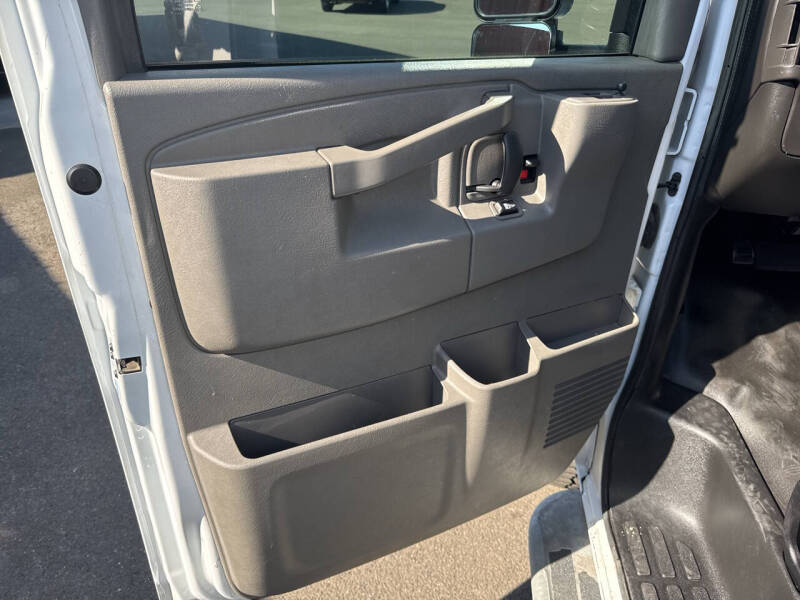2019 Chevrolet Express 2500