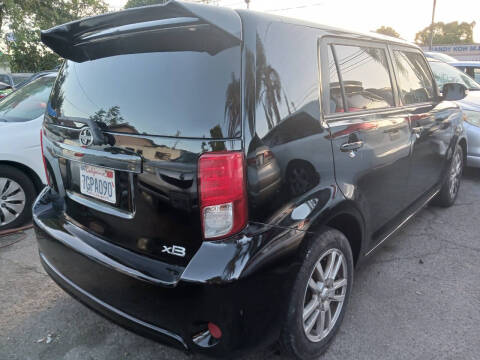 2014 Scion xB