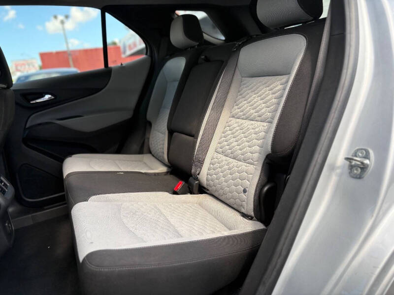 2021 Chevrolet Equinox LS