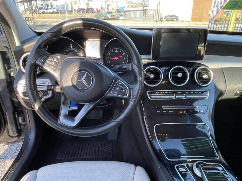 2015 Mercedes-Benz C-Class C300 photo 8