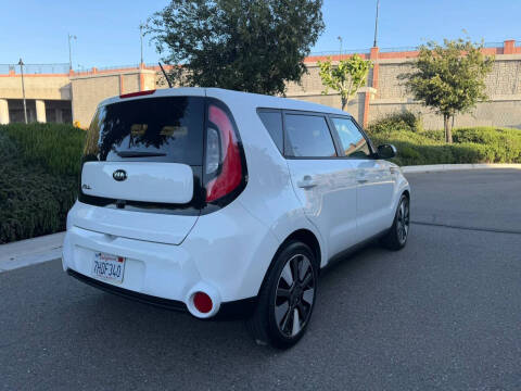 2015 Kia Soul !
