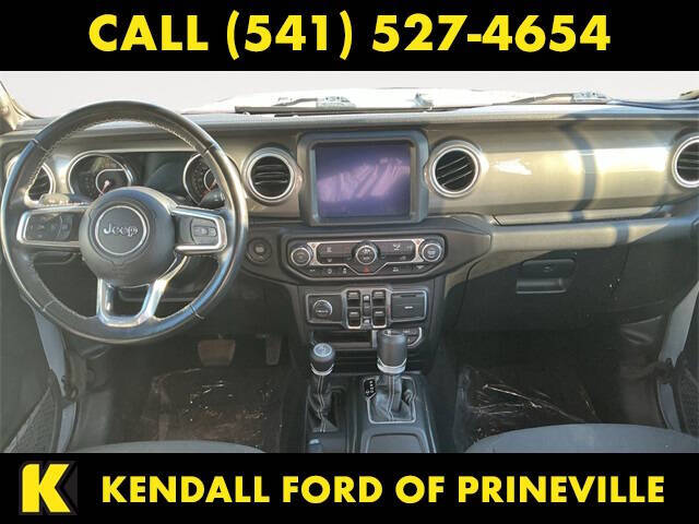 2022 Jeep Gladiator Overland