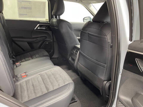 2026 Mitsubishi Outlander SE