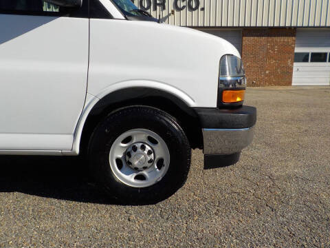 2017 Chevrolet Express 2500