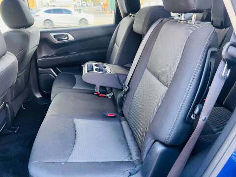 2017 Nissan Pathfinder